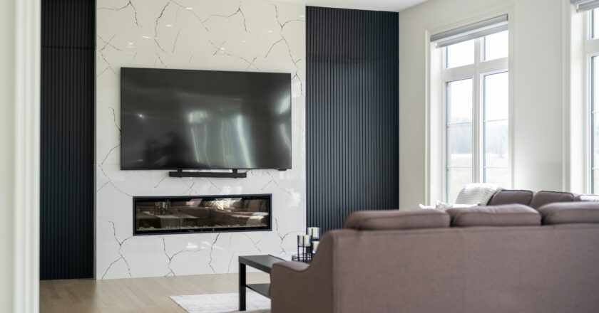 OLED vs QLED vs Mini-LED: Which TV Should You Buy in 2026?